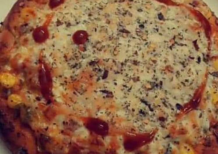 Simple Way to Prepare Ultimate Cheese corn pizza
