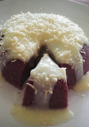 Foto resep Bolu kukus ubi ungu vla keju