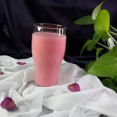 A picture of Rose lassi.