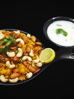 A picture of Shahi veg Pulao.