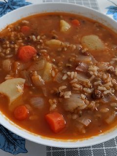 Una foto de Guiso de soja y arroz