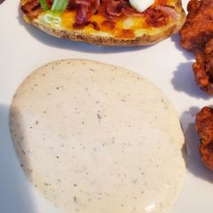 A picture of Restaurant Ranch Dressing.