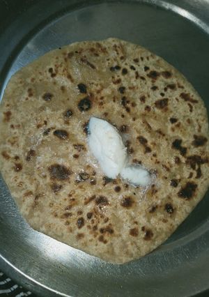 A picture of Simple paratha.
