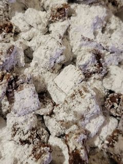 A picture of Puppy chow.