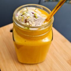 A picture of Mango milkshake.