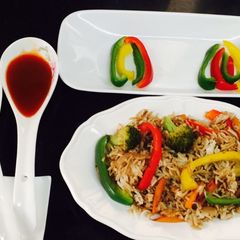 A picture of Chinese fried Rice.