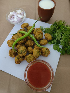 દાળ વડા (Dal Vada Recipe In Gujarati) રેસીપી મુખ્ય ફોટો