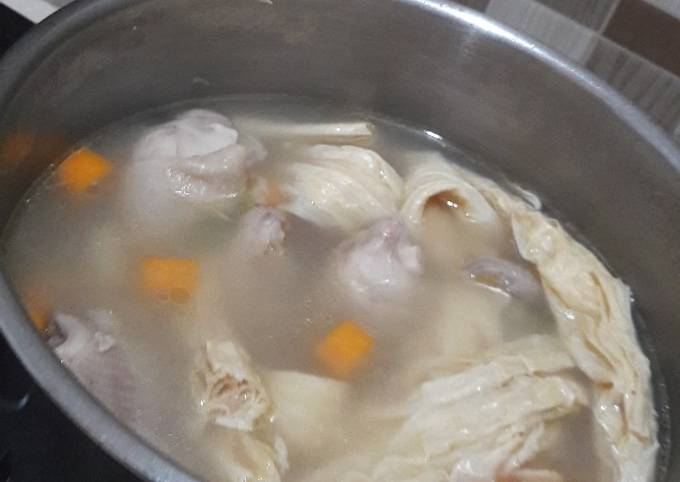 Sup ayam kembang tahu foto resep utama