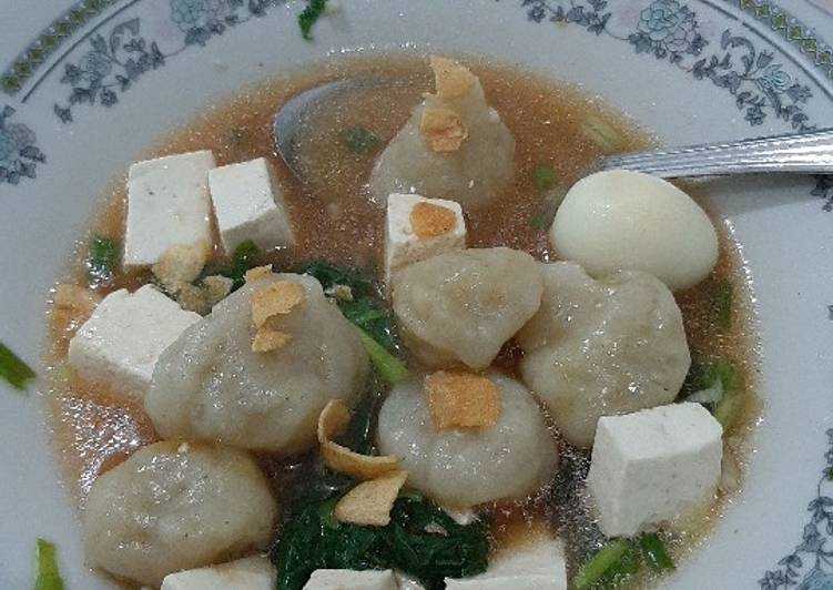 Langkah Mudah untuk Menyiapkan Bakso kentang aci kuah yang Lezat