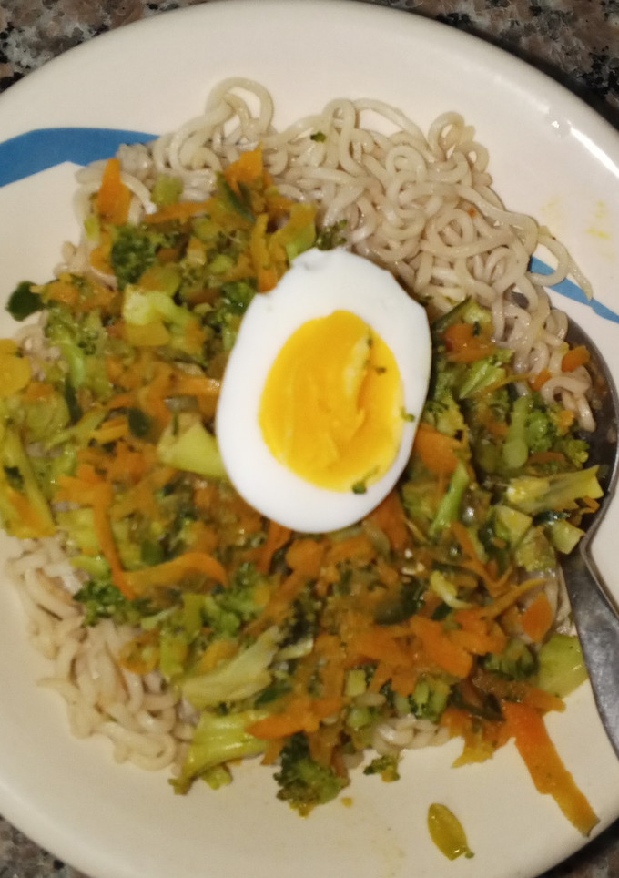 Una foto de Fideos al estilo ramen