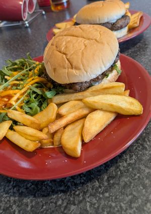 A picture of Angus beef burgers 🍔.