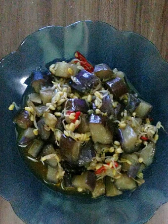 Cara Mudah Membikin Resep Oseng terong saus tiram yang Enak Banget Anti Ribet, Uenak Banget