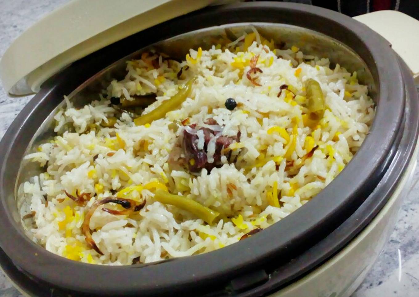Lehsuni Biryani