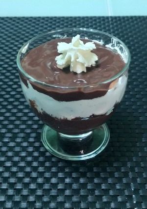 Gesztenyés csokis pohárkrém recept fotója