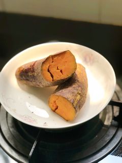 Hình của món Khoai lang nướng.