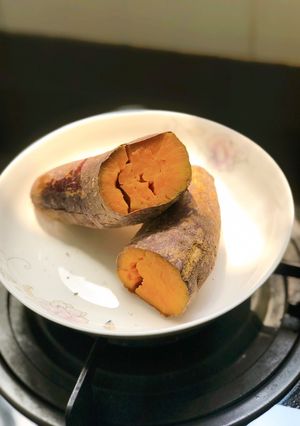 Hình của món Khoai lang nướng.