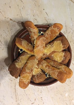 Glutén és laktózmentes túrós sajtos rúd recept fotója