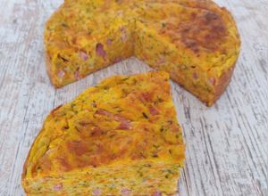 Une photo de Gâteau de légumes carottes/courgettes au bacon