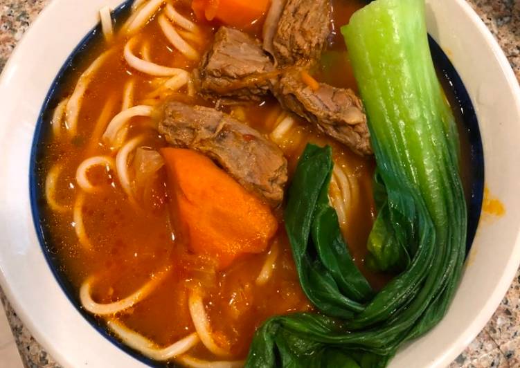 蕃茄牛肉麵