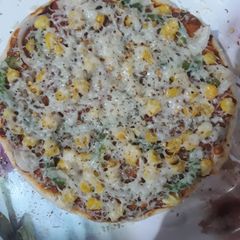 A picture of Crispy corn pizza.