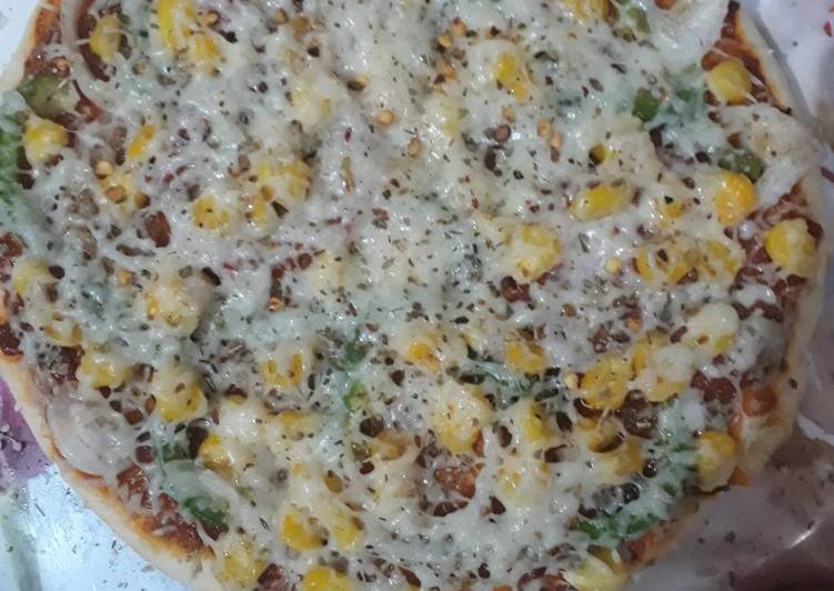Crispy corn pizza