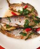 Cá diếc kho nghệ