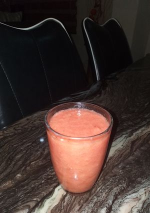 A picture of Watermelon and pineapple.