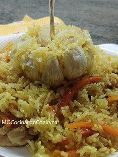 Foto principal de Pilaf de pollo (Arroz con pollo y especias)