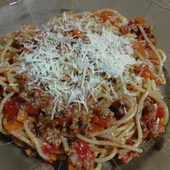 Una foto de Spaghetti con salsa bolognesa (la verdadera)