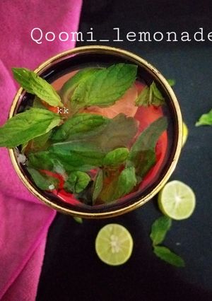 A picture of Qomi lemonade.