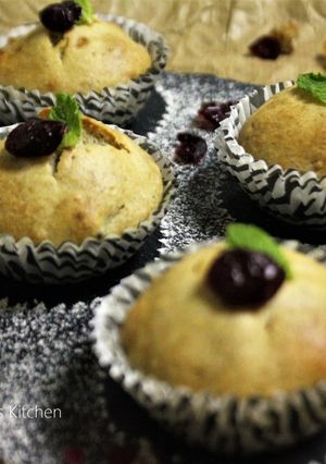 A picture of Banana Dry Fruits Muffins.