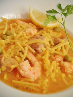 Una foto de Empedrado de fideos y arroz a la marinera