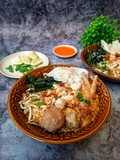 Lomie Ayam Kangkung A la Resto
