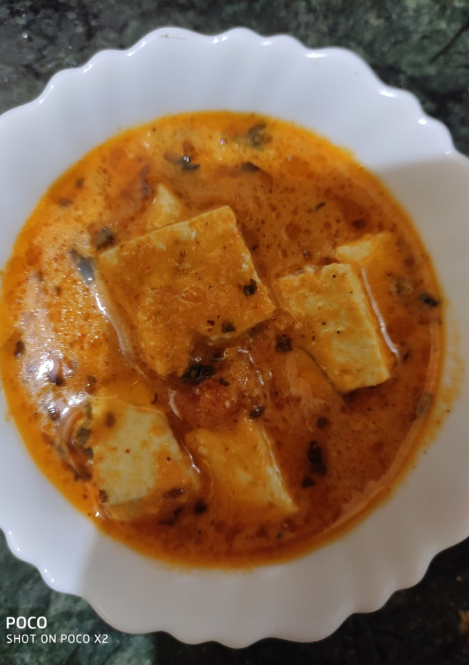 शाही बटर पनीर (Shahi butter paneer recipe in Hindi) रेसिपी मुख्य फोटो