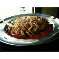 A picture of Noodles.