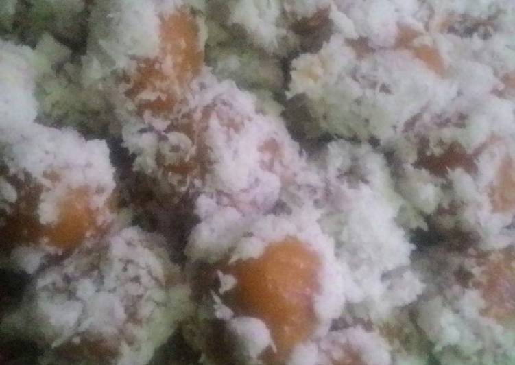 Klepon ubi kuning