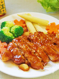 蜜汁雞腿排佐時蔬 的食譜成品照片