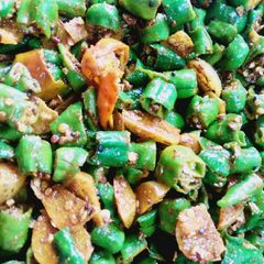 A picture of Instant mirchi amla pickle.