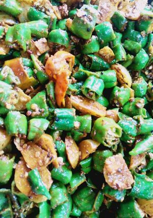 A picture of Instant mirchi amla pickle.