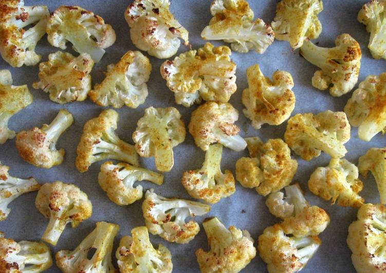 Simple Way to Make Quick Curry Flavoured Roasted Cauliflower