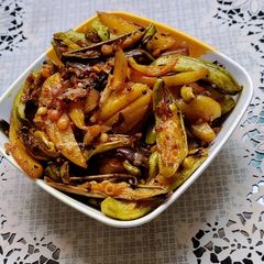 Parwal, Potato Subzi/Pointed Gourd, Potato Fry A picture of Parwal, Potato Subzi/Pointed Gourd, Potato Fry.