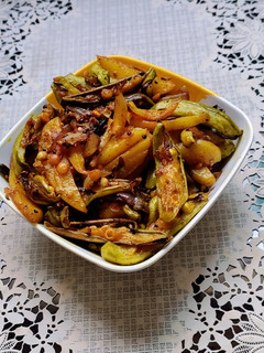 A picture of Parwal, Potato Subzi/Pointed Gourd, Potato Fry.