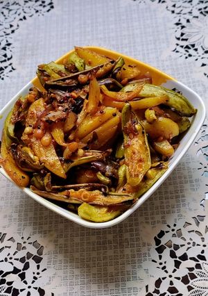 A picture of Parwal, Potato Subzi/Pointed Gourd, Potato Fry.