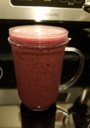 A picture of Blueberry Pomegranate Smoothie.