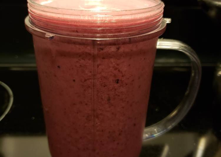 Recipe of Quick Blueberry Pomegranate Smoothie