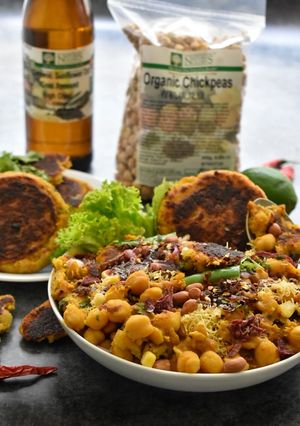 A picture of Broccoli & Sweet potato Tikki with chickpeas/chole.
