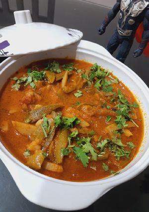 A picture of Pointed gourd curry(parval).