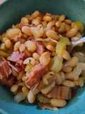 White bean soup (crockpot)