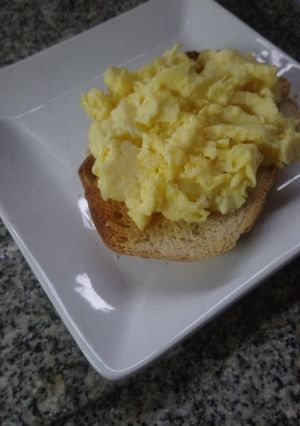 Una foto de Huevos revueltos