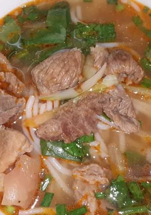 Hình của món Bún bò huế.